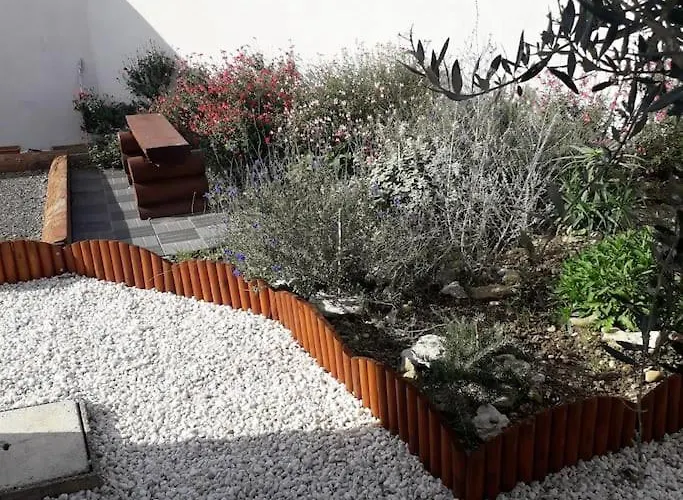 Maison Sur Les Hauteurs De Carcassonne