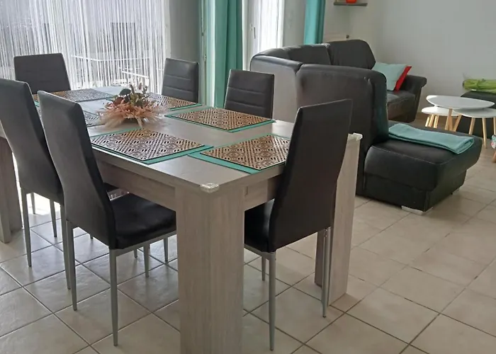 Maison Sur Les Hauteurs De Holiday home Carcassonne