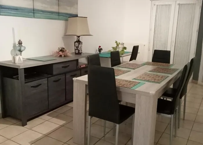 Maison Sur Les Hauteurs De Carcassonne